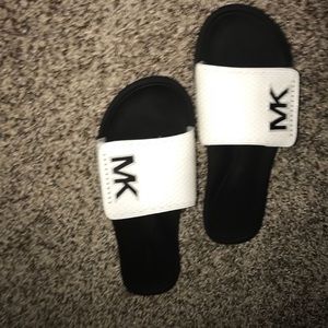 Micheal Kors Slides